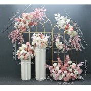 Knights Of The Round Table Wedding Flowers