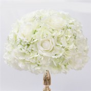 White Flower Bouquet For Wedding