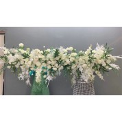 White And Green Table Runner