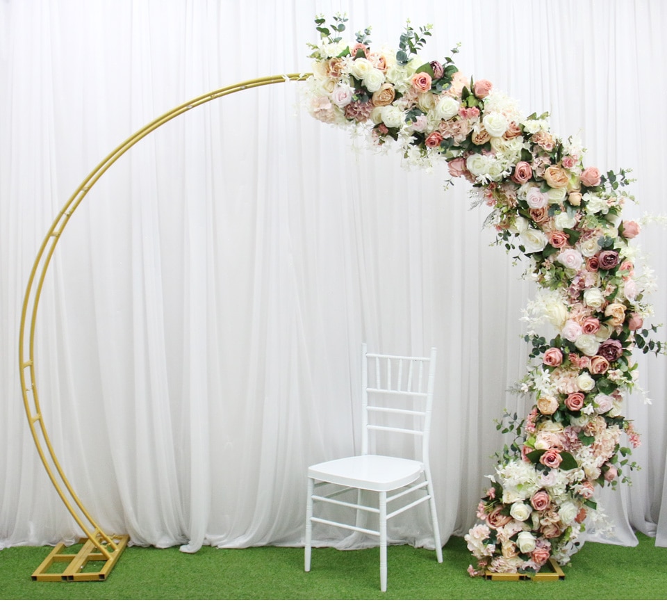 building a wooden wedding arch10