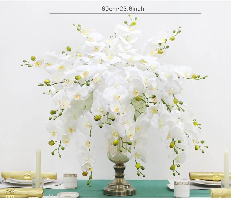 Creating a balanced and visually appealing bouquet shape