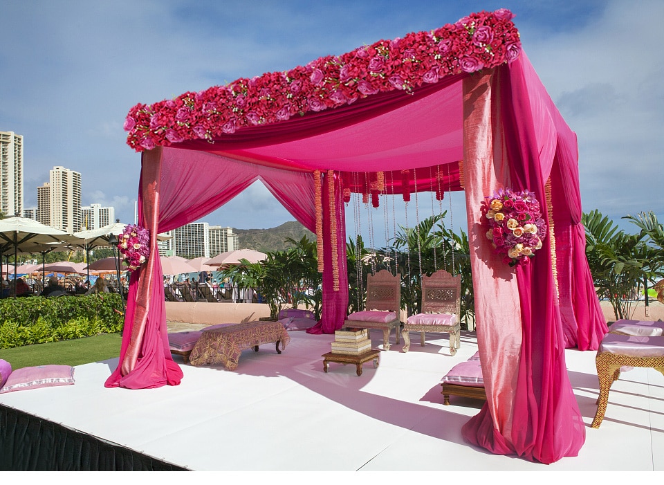 crescent moon wedding backdrop10